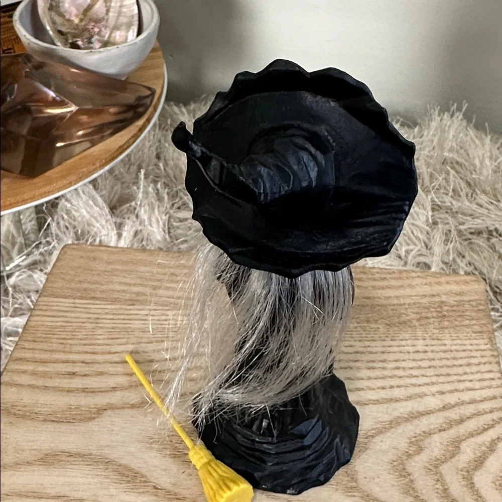 Vintage Witch Wilton 1979 5